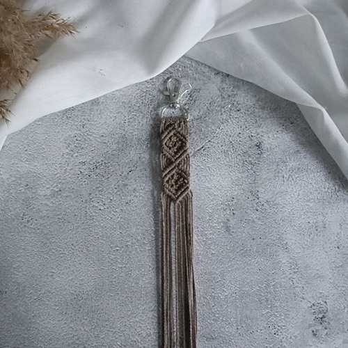 Makramee Schlüsselanhänger Anleitung